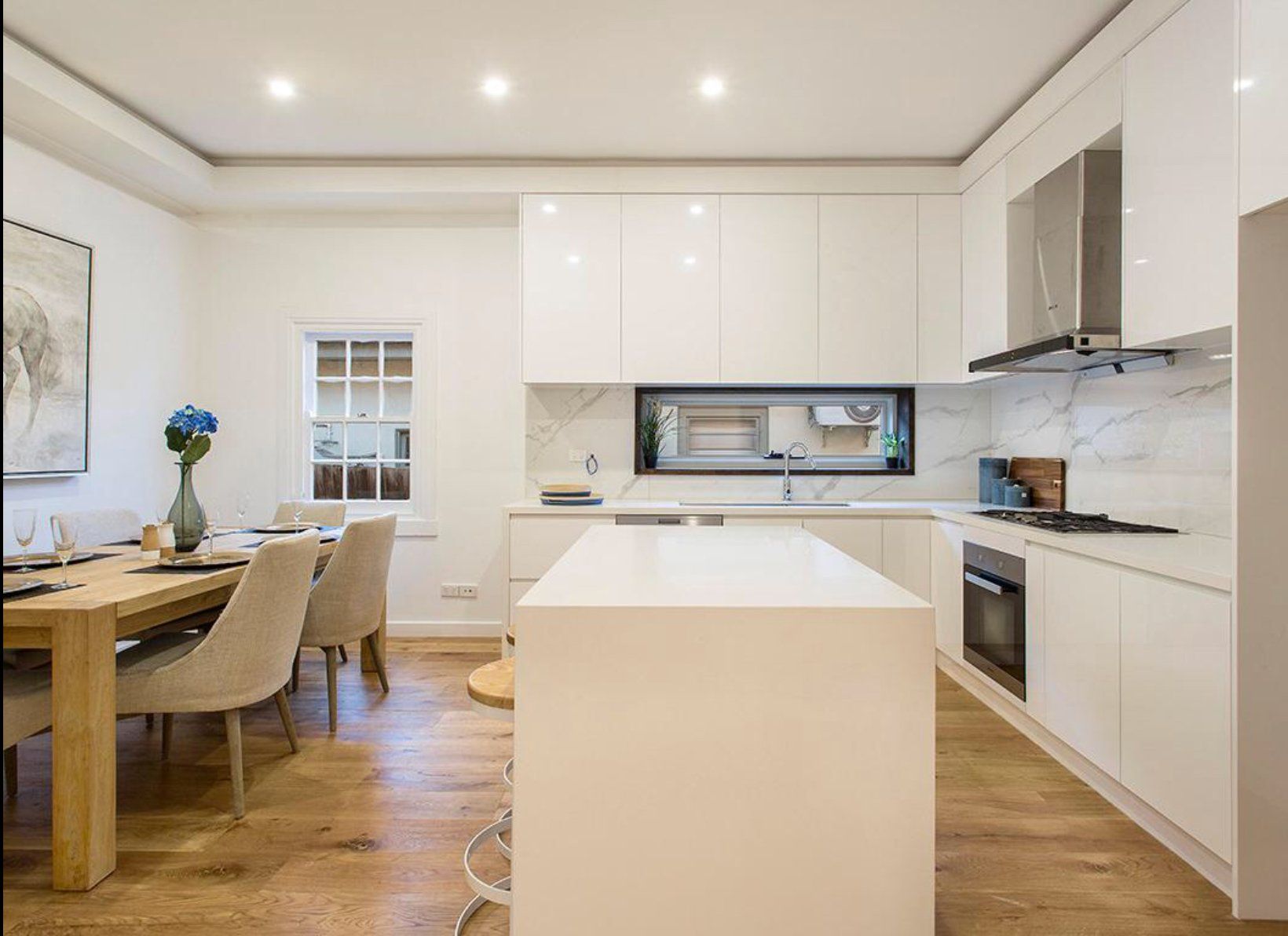 Kitchen renovation by Alfion Deco