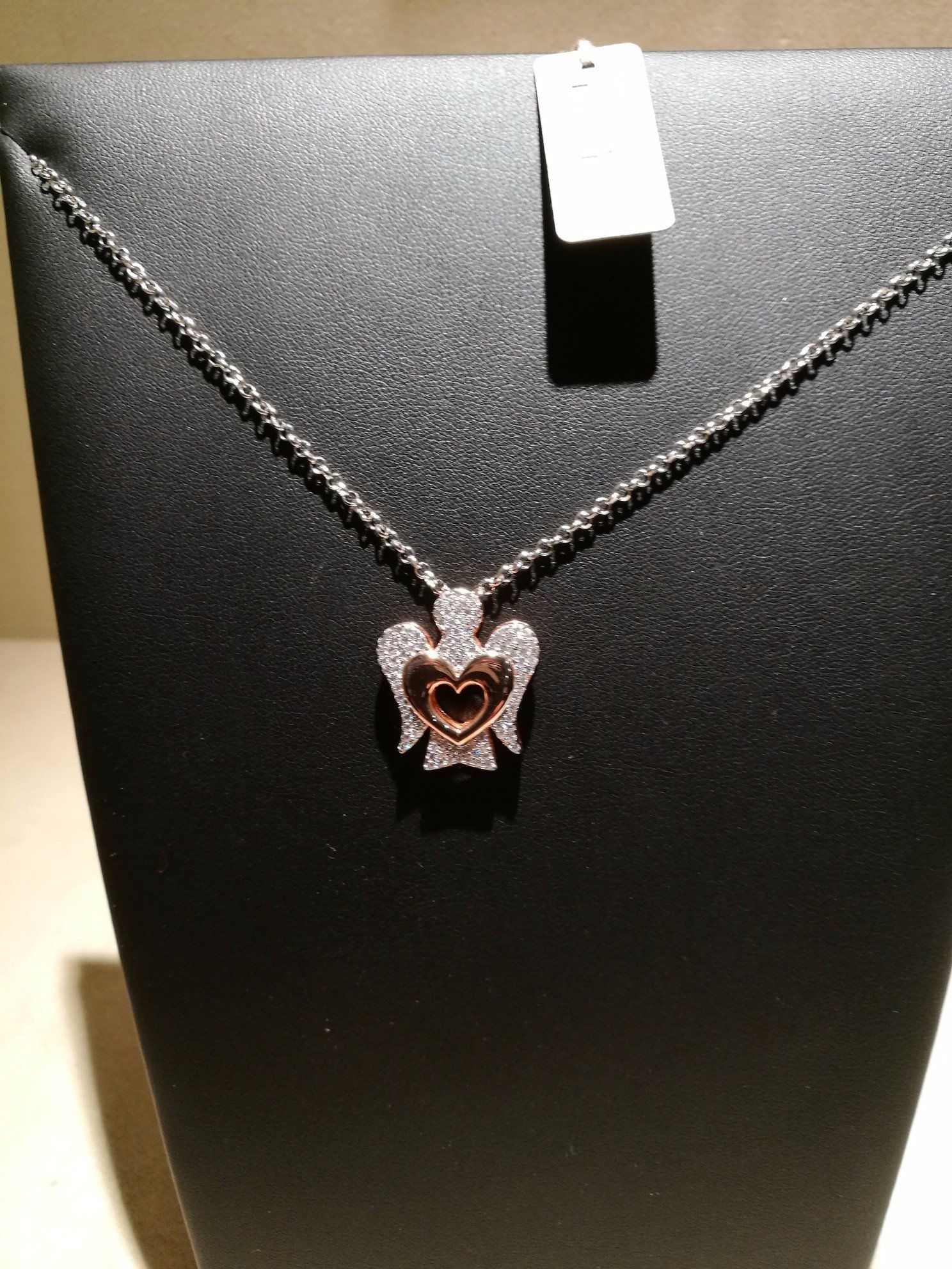 collana con pietra
