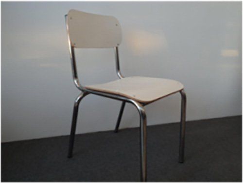 sedia in plastica bianca