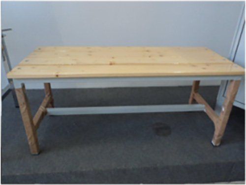 Tavolo in legno