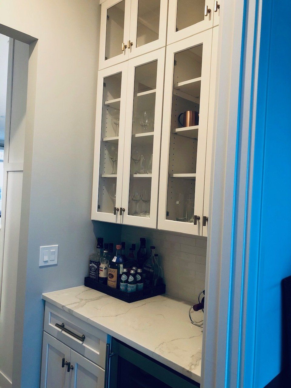 white cabinet