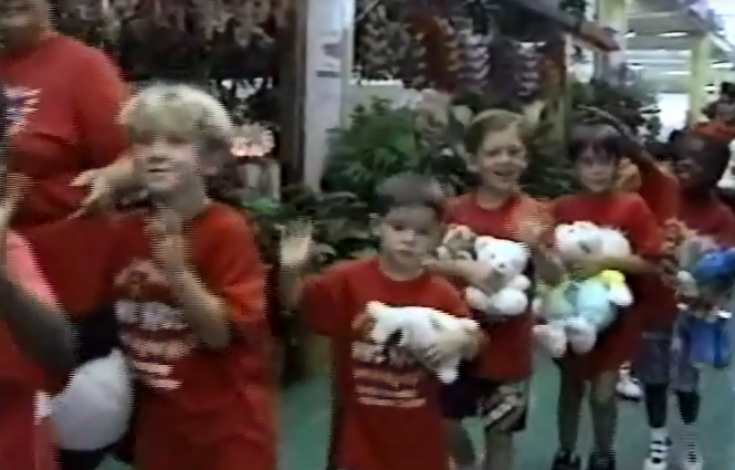 Buddy Bear® Parade with Local Preschools