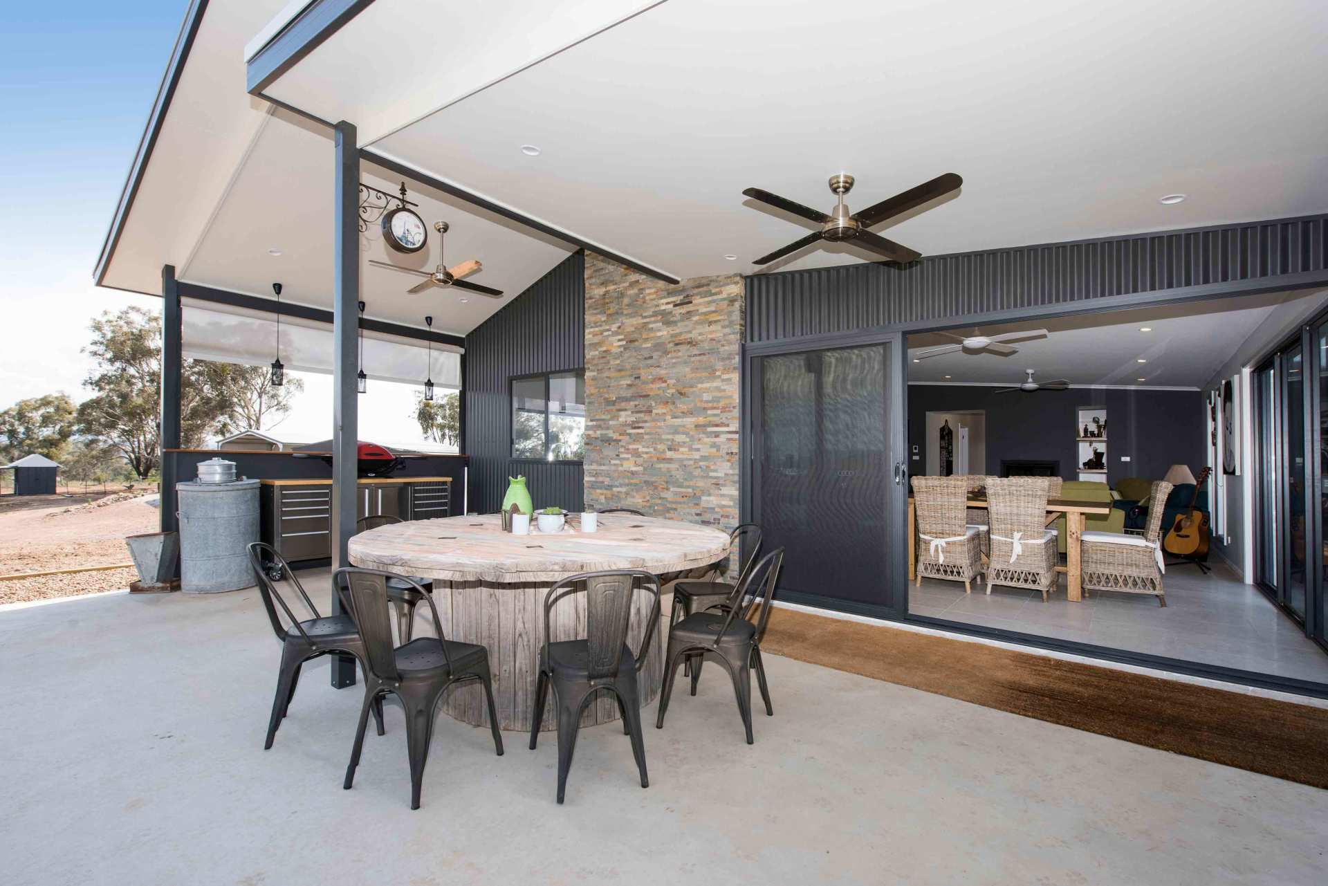 dinning table