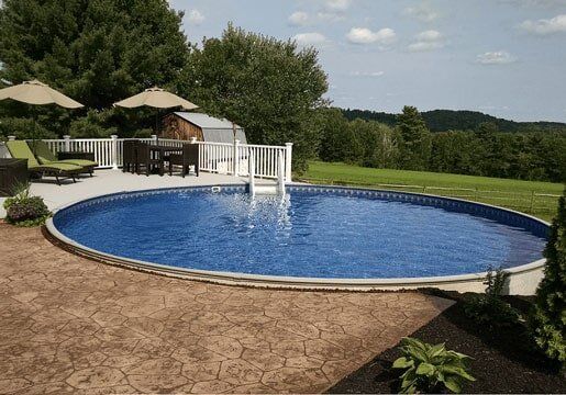 Pool 10 — Swimming pools in Lewiston, ME