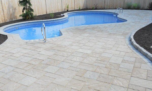 Pool 14 — Swimming pools in Lewiston, ME
