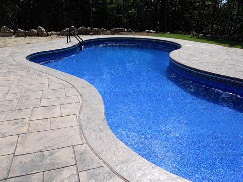 Pool 18 — Swimming pools in Lewiston, ME