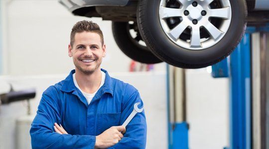 Mechanic — Repair Garage in Manchester, NH