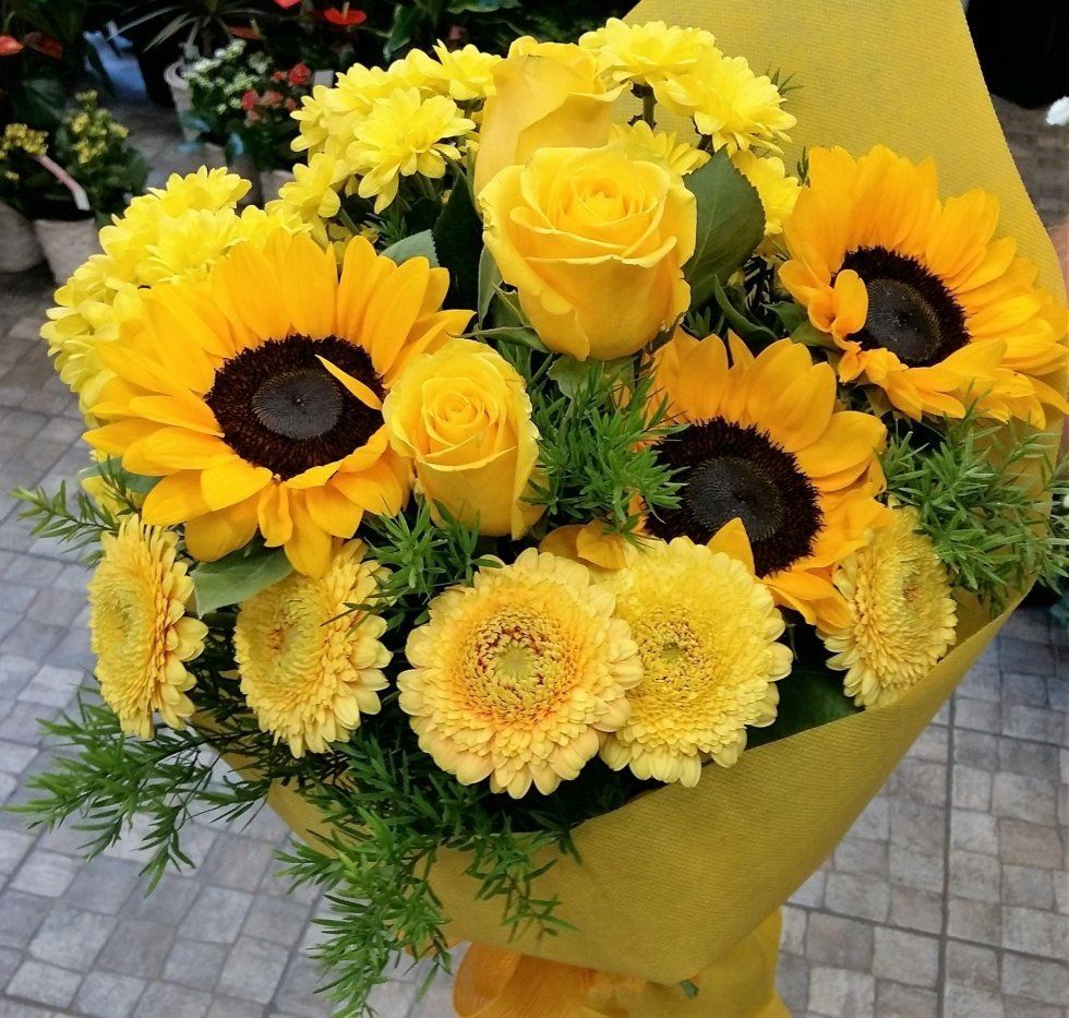 bouquet di gerbere e girasoli