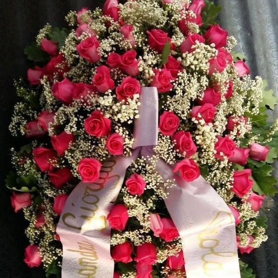 copricassa di rose fucsia