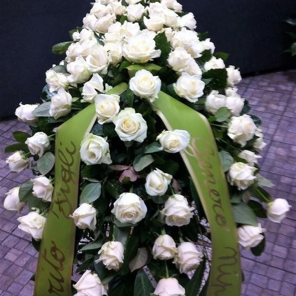 cuscino funebre di rose bianche