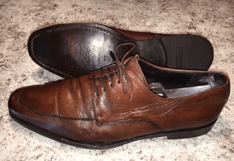 Black formal shoe