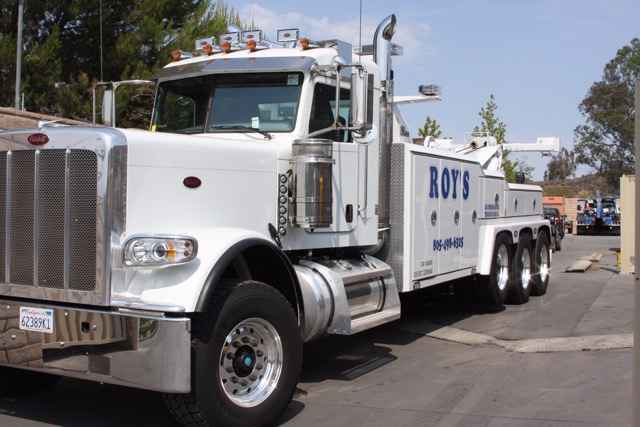 Heavy Duty Tow Truck — Off-Road Recovery in Thousand Oaks, CA Heavy Duty Tow Truck — Off-Road Recovery in Thousand Oaks, CA