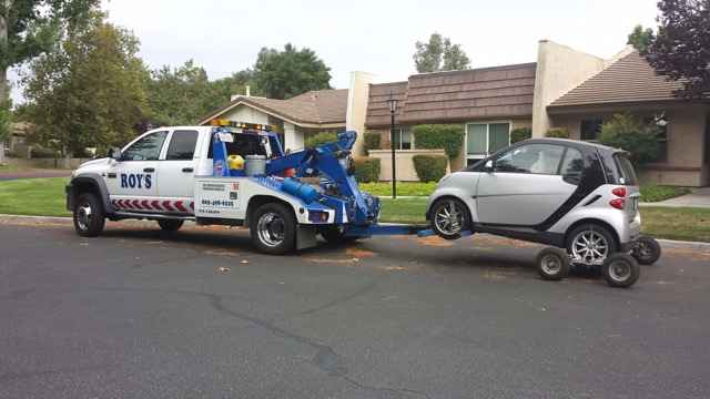 Illegal Parking — Off-Road Recovery in Thousand Oaks, CA Illegal Parking — Off-Road Recovery in Thousand Oaks, CA