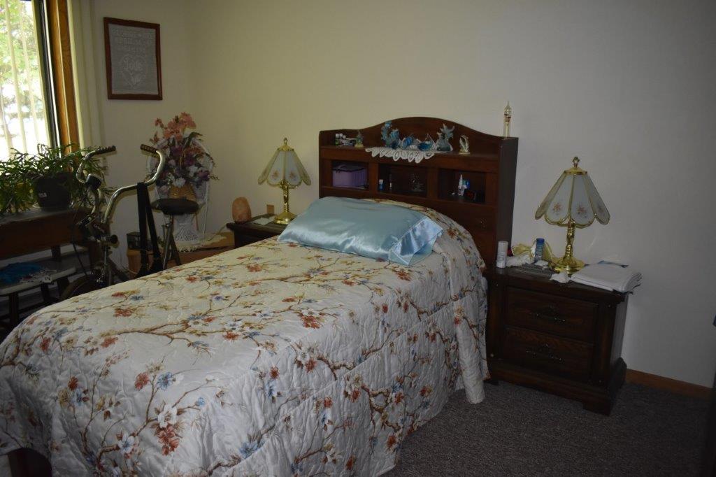 Sunny Pines bedroom