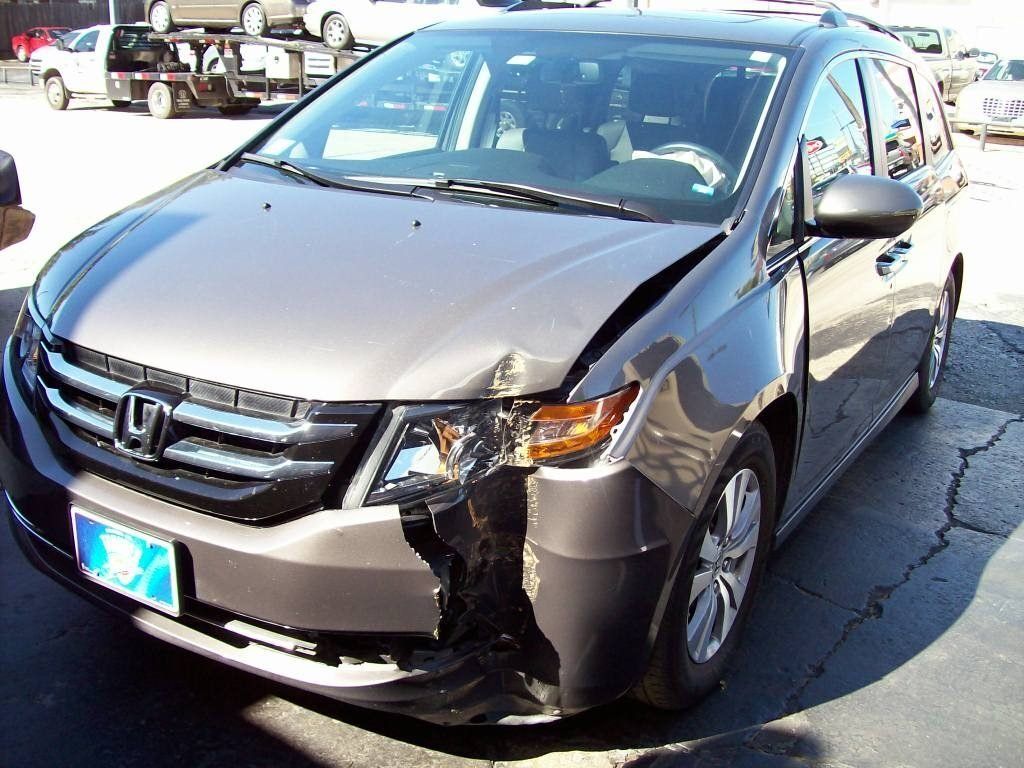 Honda Odyssey Before — Oklahoma City, OK — Freeman Collision Center