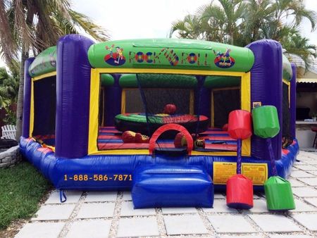 Pirate Island Bounce House