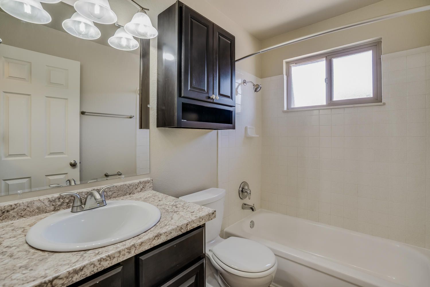 oversized 1 bedroom