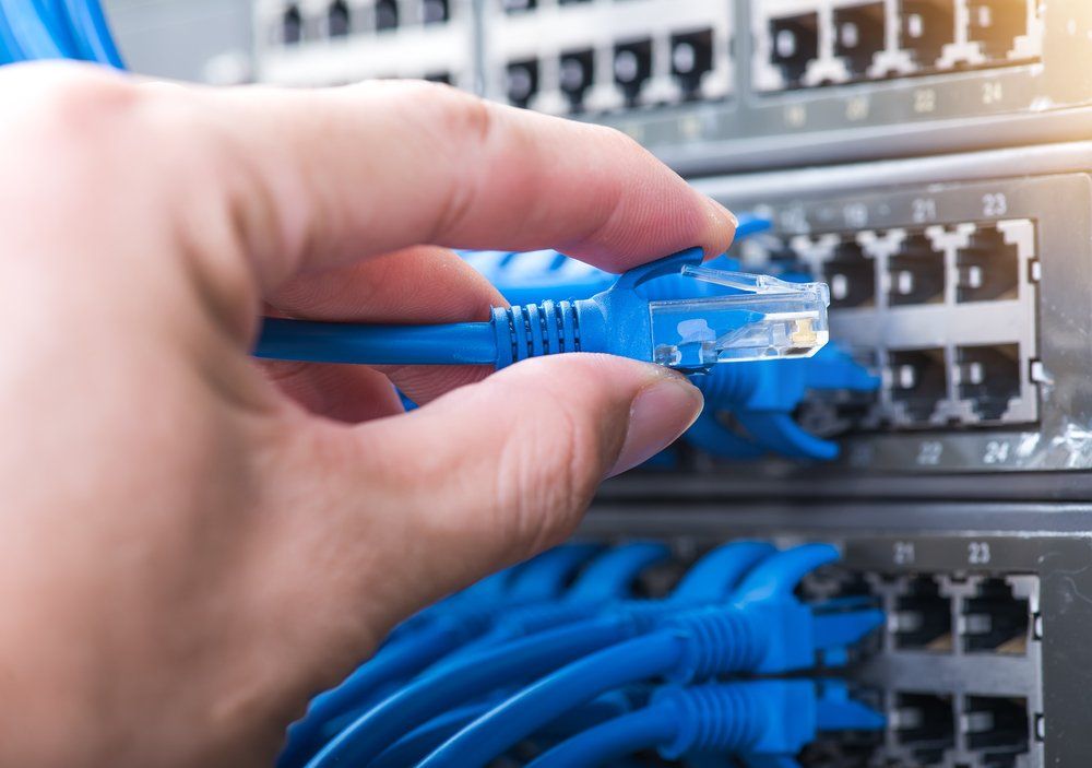 Connecting Lan Cable Into The Router - Telecommunication In Toowoomba, QLD Connecting Lan Cable Into The Router - Telecommunication In Toowoomba, QLD