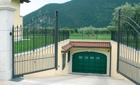 Portoni per garage in metallo