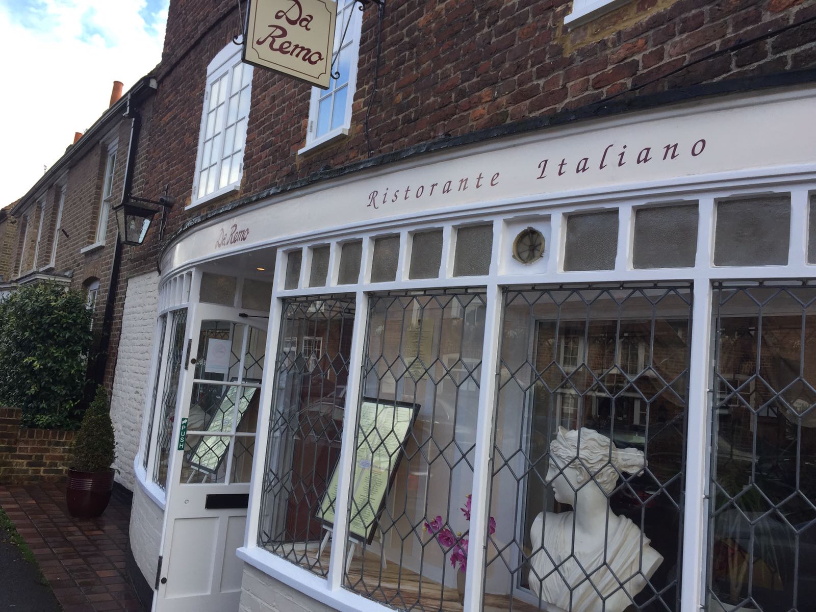 Ristorante main Entry