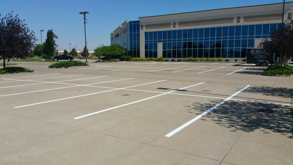 Pike County — White Striped Line in Evansville, IN