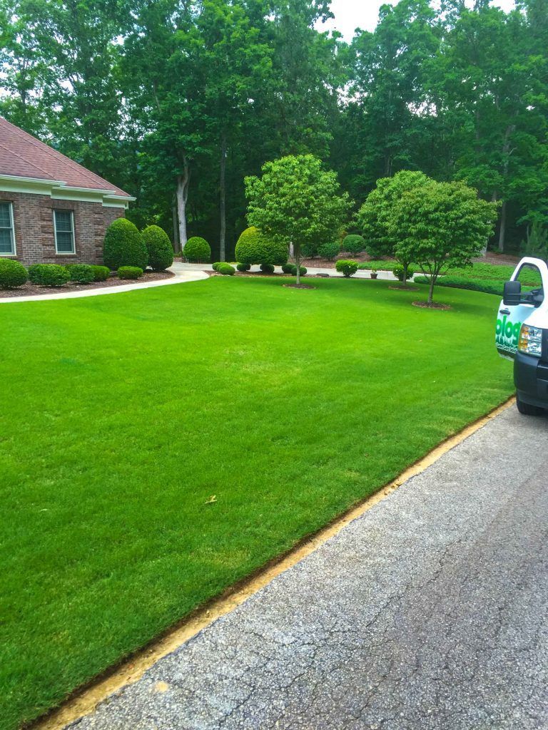 Fertilization & Weed Control Services Fertilization & Weed Control Services