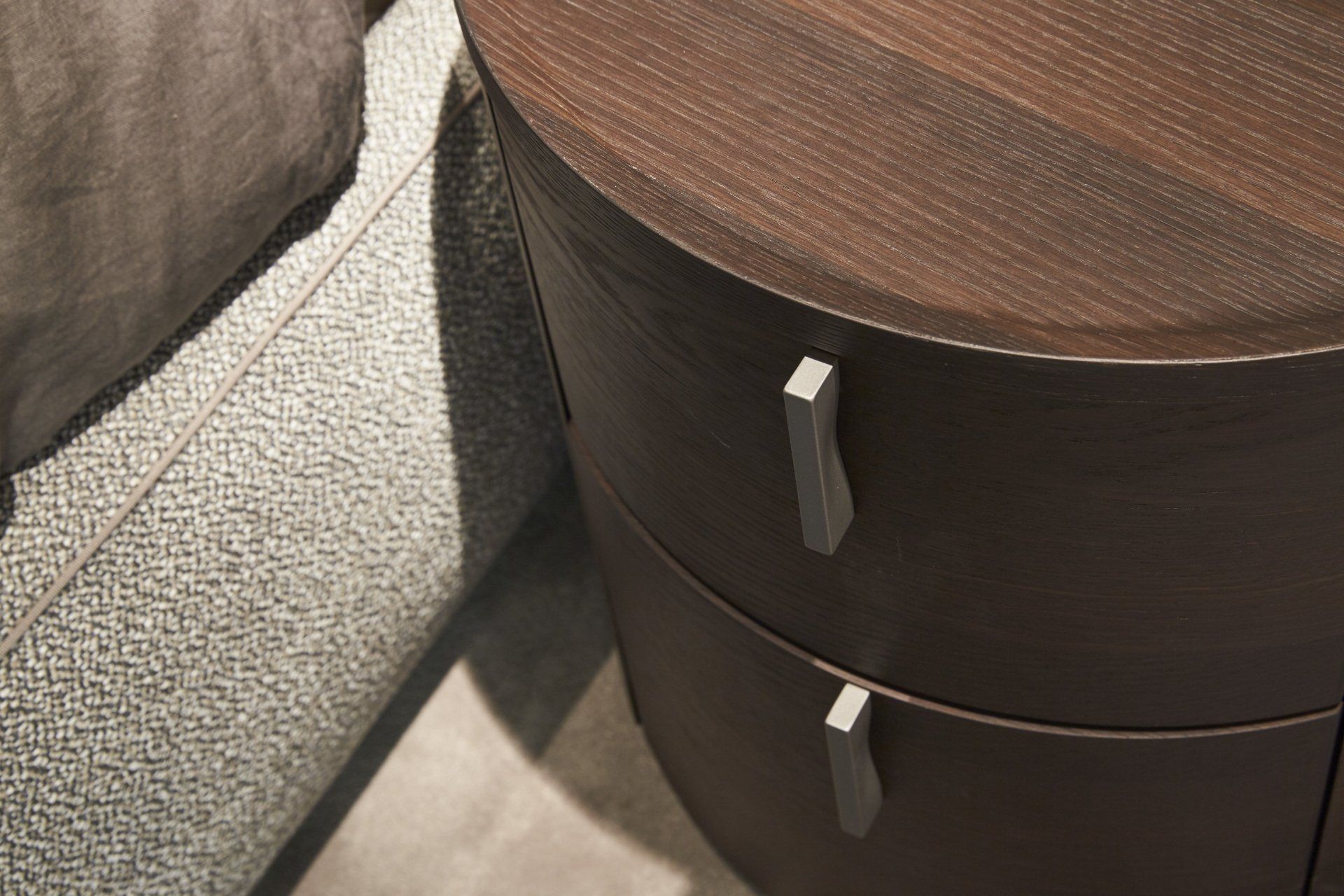 bespoke bedroom furniture