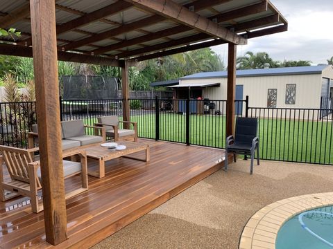 Wooden Outdoor Entertainment Area — Hallstone Constructions in Thabeban, QLD Wooden Outdoor Entertainment Area — Hallstone Constructions in Thabeban, QLD