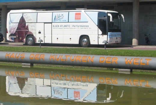 Busart Tours Berlin – Bustransfer seitlich