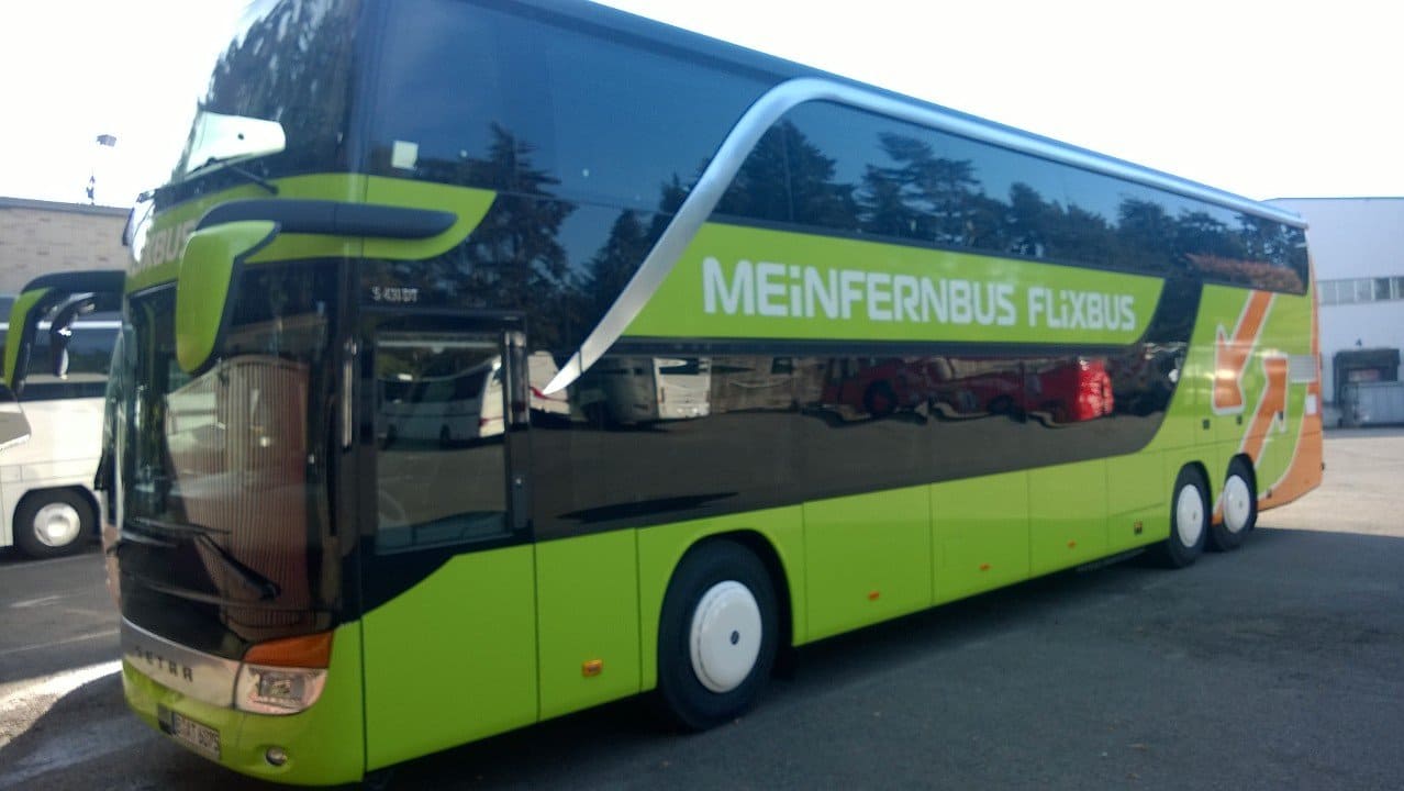 Busart Tours Berlin – Fernlinie seitlich