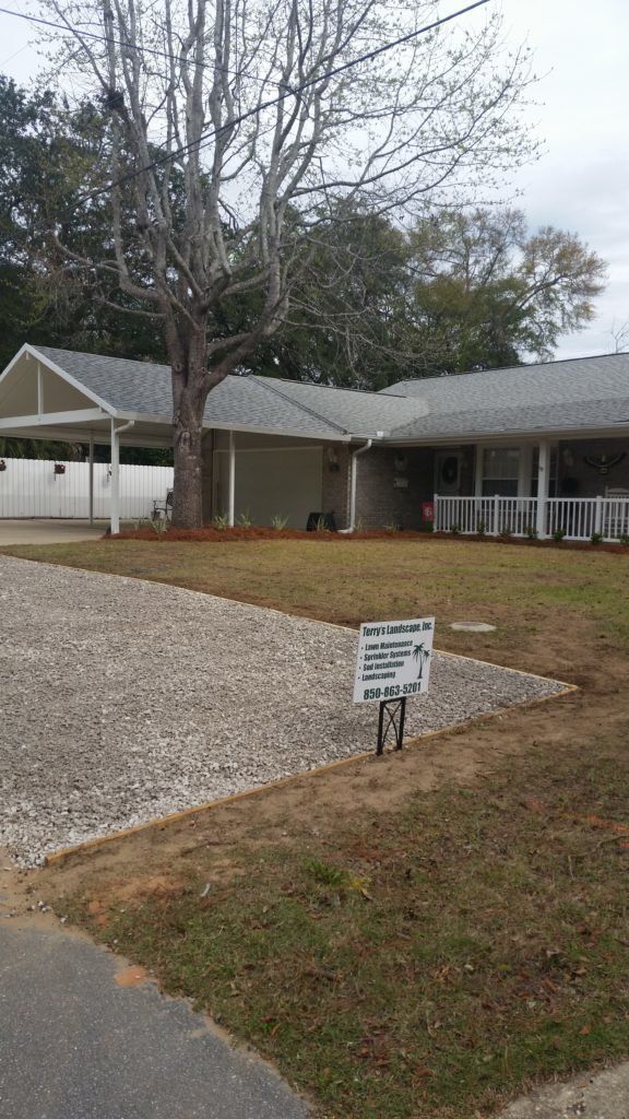 After Front Lawn — Destin, FL — Terry’s Landscape, Inc.