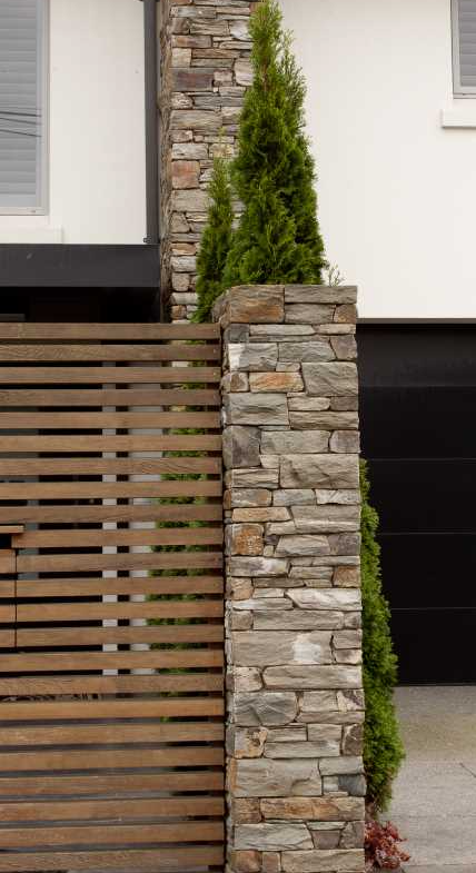 stonemason poynderr avenue stone wall