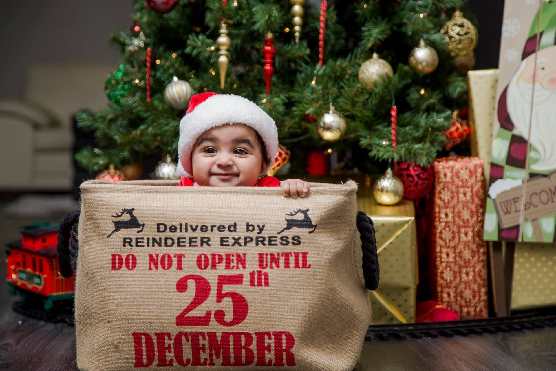 Baby Christmas Photo shoot | Cute Baby Christmas Photos NYC | Creative Holiday Baby Photos New York | NYC Christmas Photoshoots with Props | Professional Family Christmas Photo | Baby Christmas Photography Queens Long Island Brooklyn Bronx New York