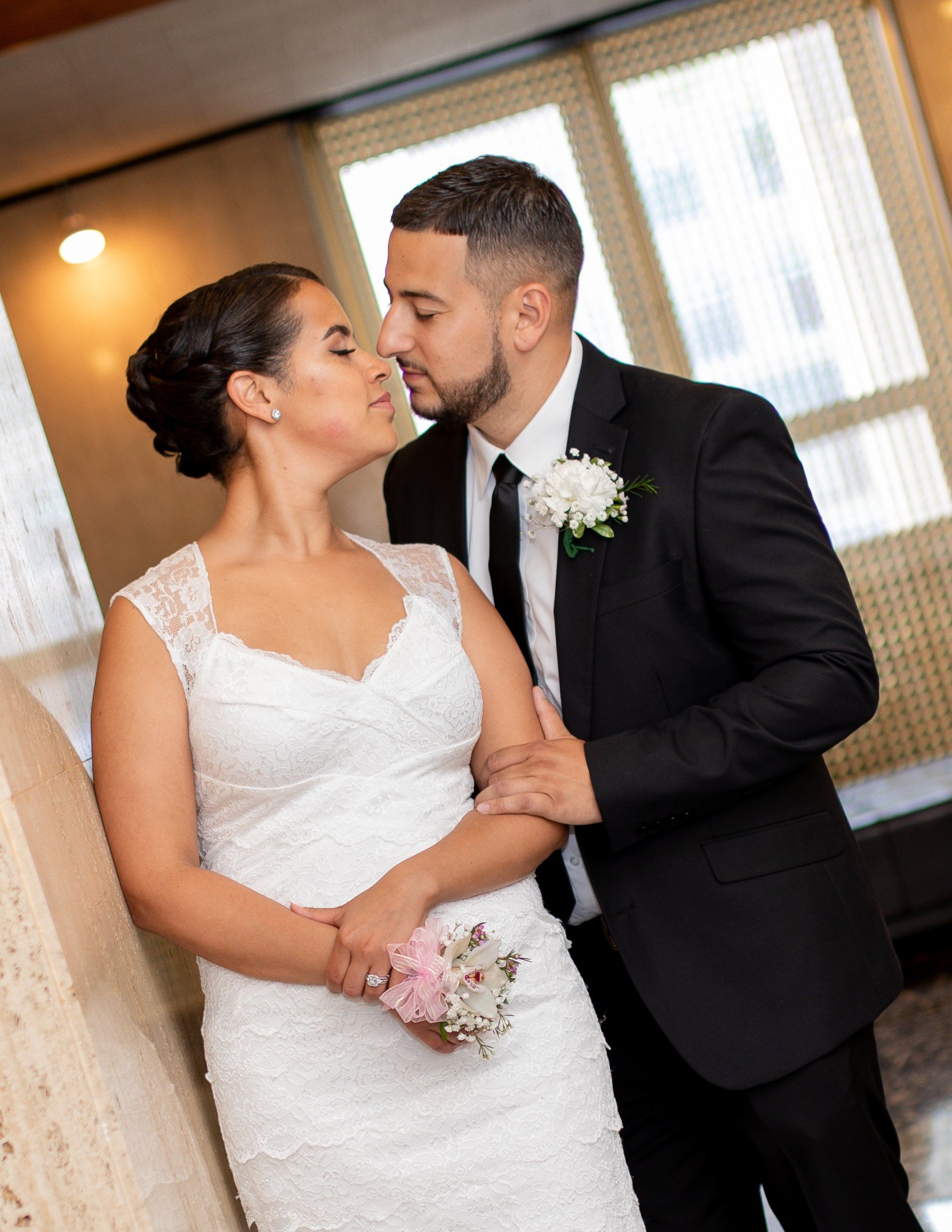 NY City Hall Wedding Photographer NYC | Wedding Poses Photos | Elopement City Hall Photos | NYC Wedding Elopement Photographer