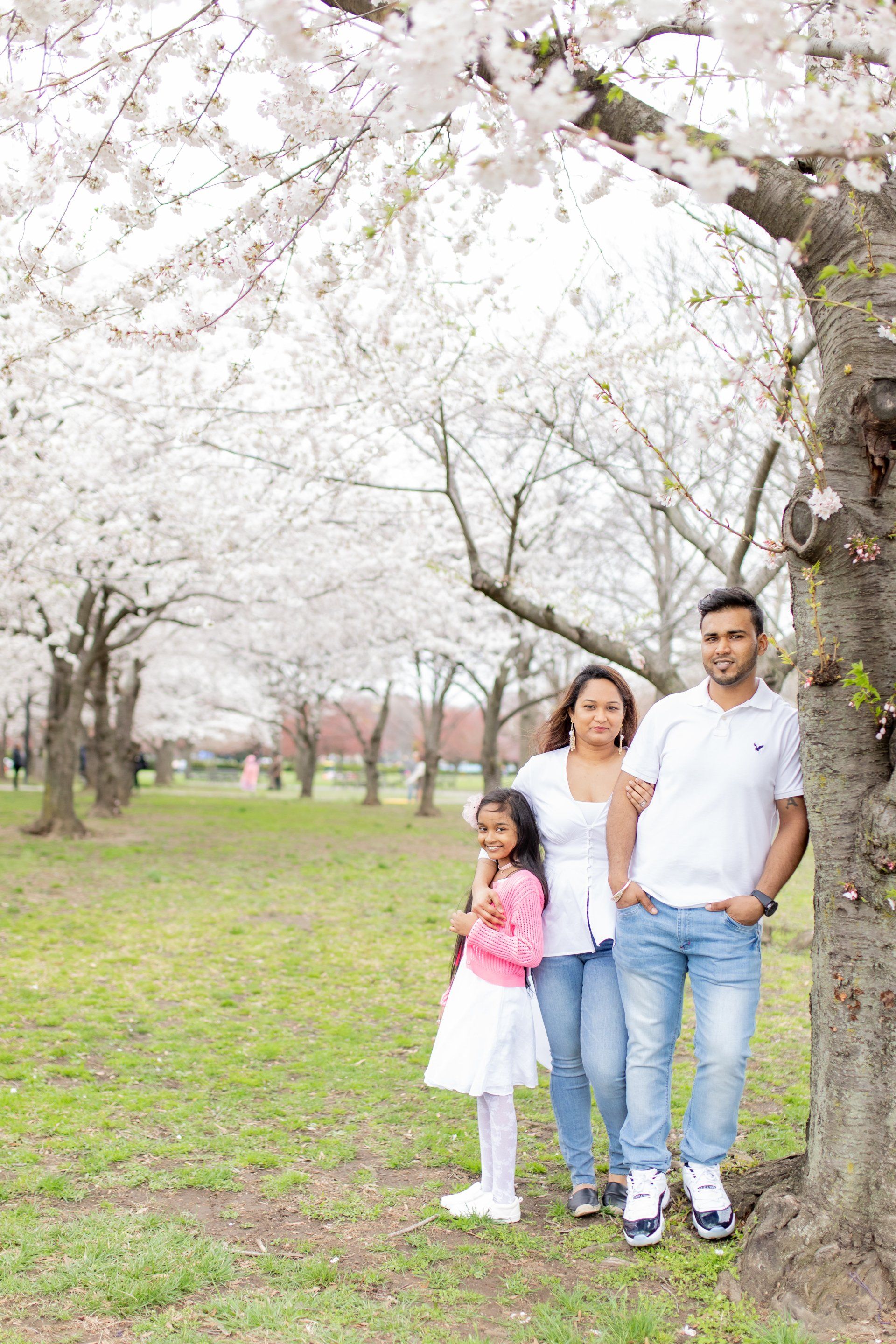 Outdoor Family Photo Shoot | Family Photos | Flushing Meadows Park Photoshoot | Japanese Cherry Blossoms Park Photoshoot