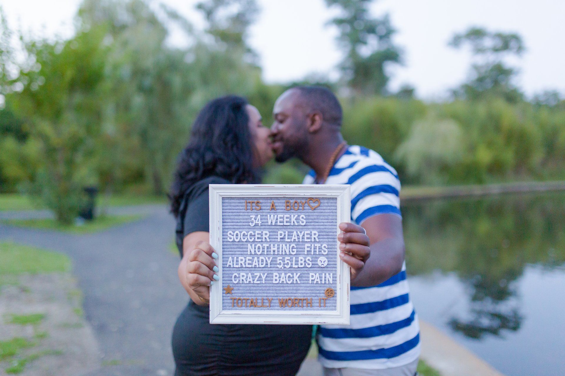 Maternity Photo Shoot | Outdoor Maternity Photography in New York City | NYC Maternity Photographer