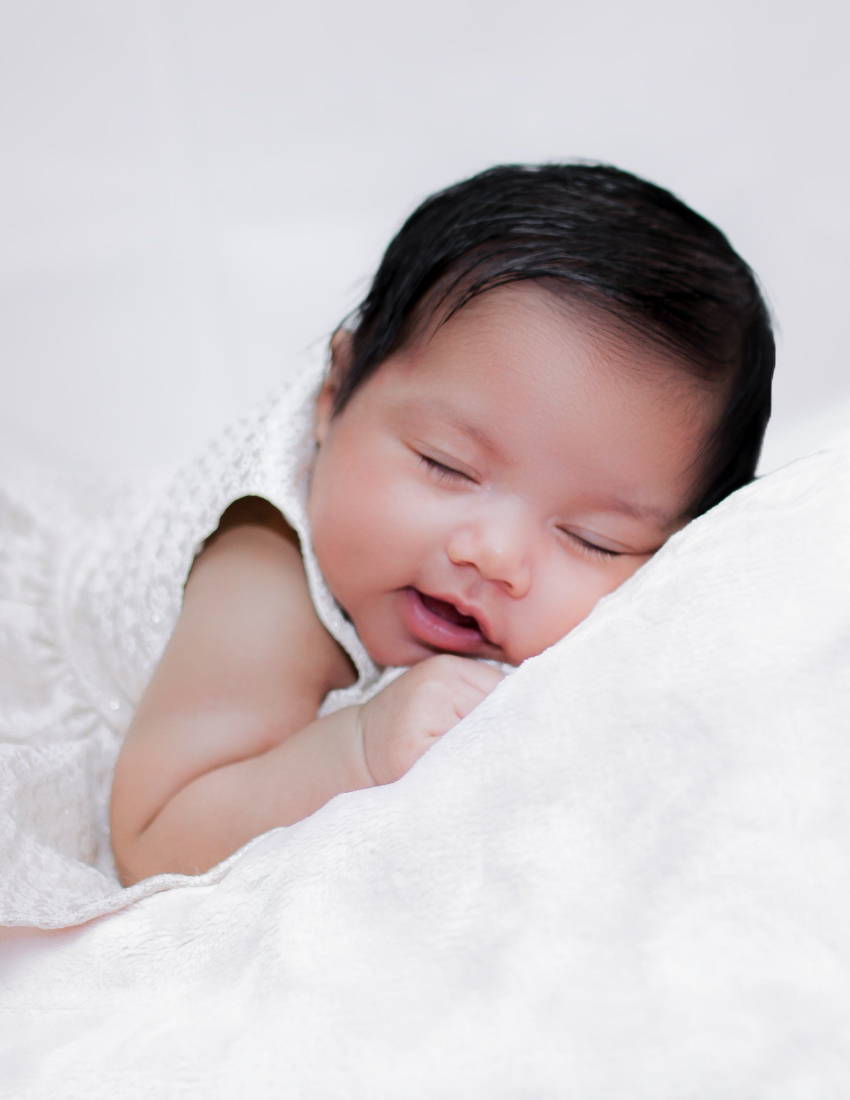 Newborn Photography | Brooklyn Newborn Photographer | Swaddle | Princess Tiara