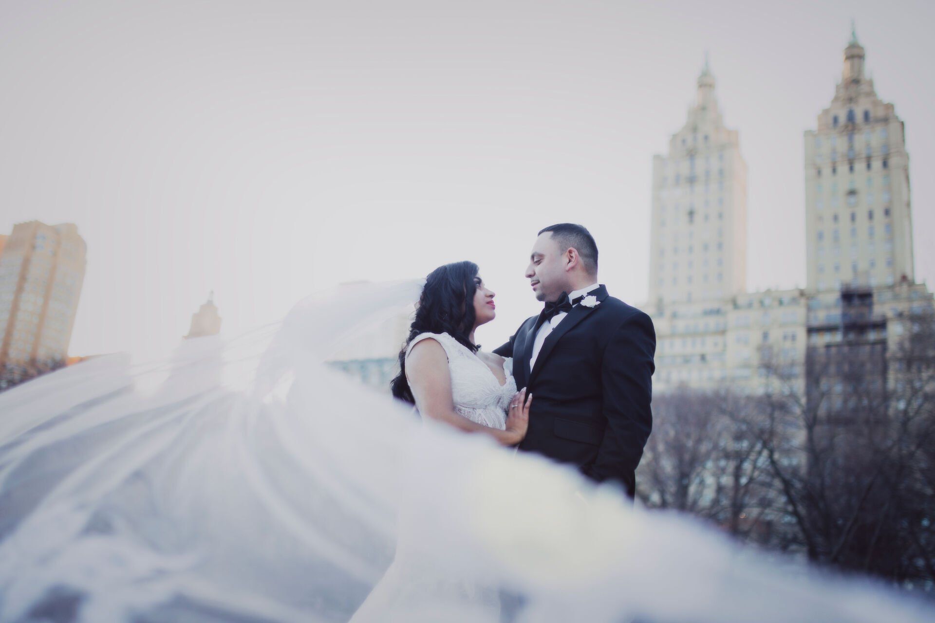 Central Park Wedding Photography NYC | Wedding Poses Photos | Wedding Photos | NYC Wedding Photographer | Manhattan Central Park PhotoShoot