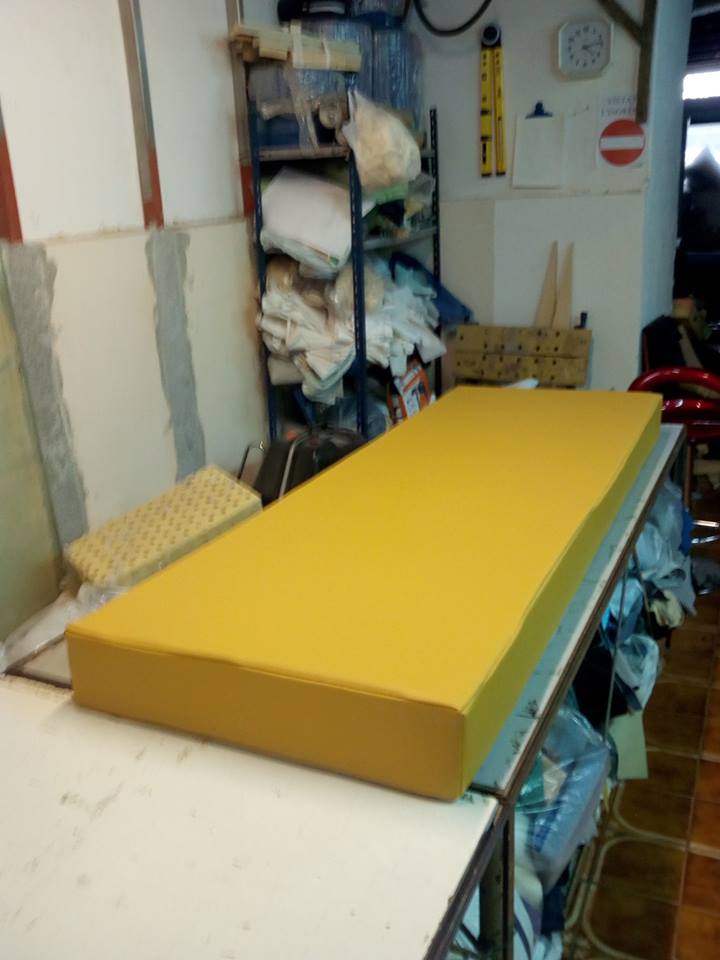 Materasso in gommapiuma rivestito