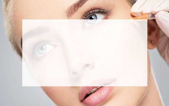 woman having aesthetic injection