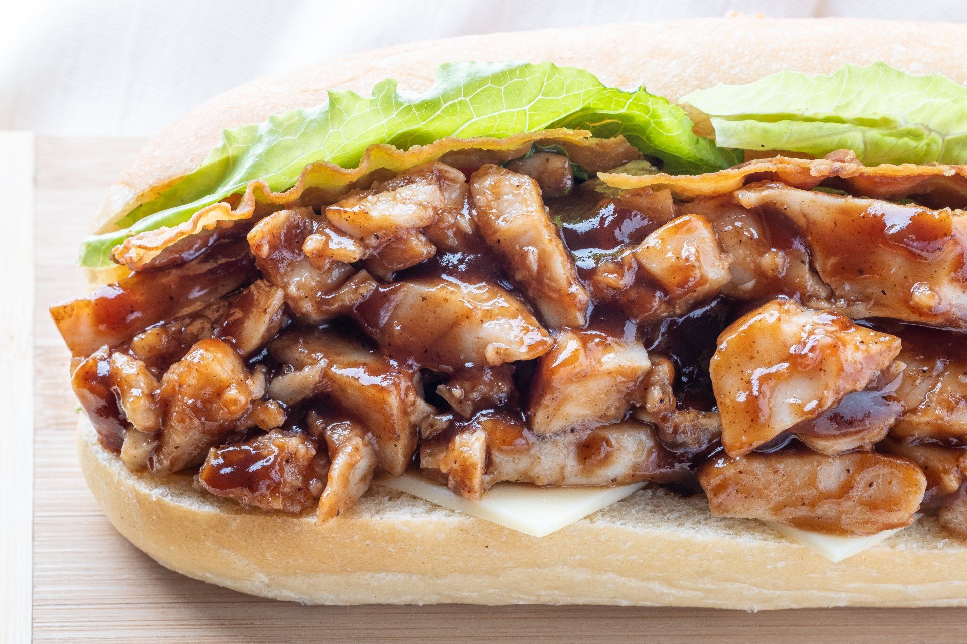 La Croute traiteur : Sous-marin au poulet (prêt a manger et boiîe a lunch Québec Lebourgneuf)