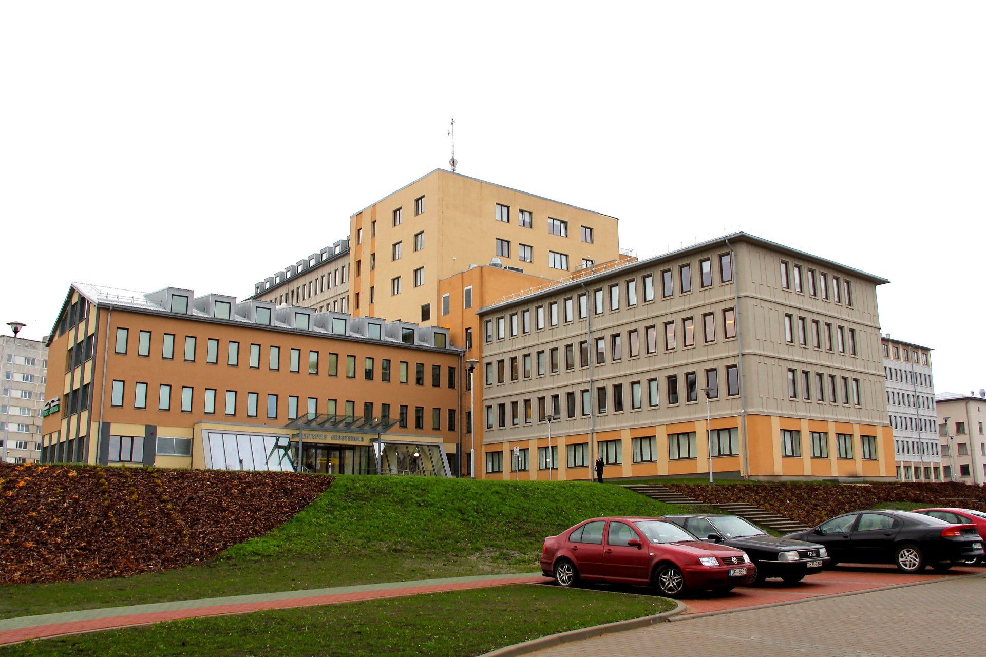 Парковка Вентспилсской высшей школы