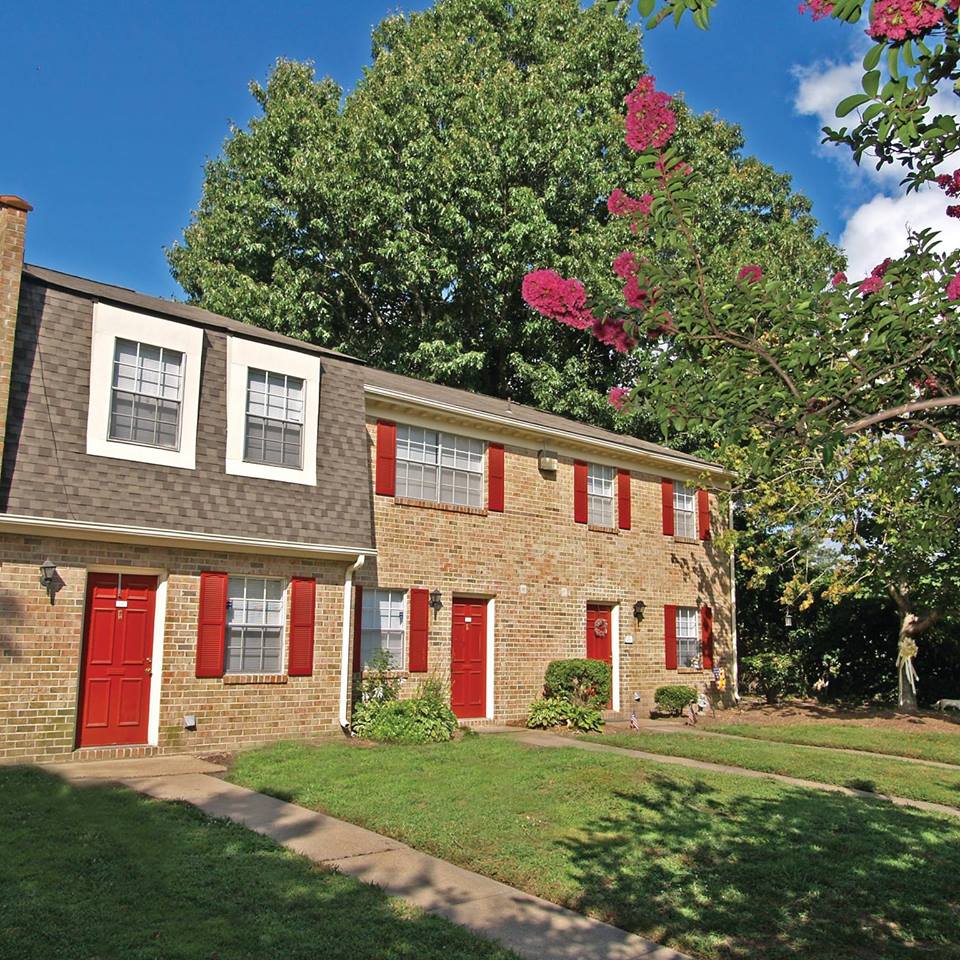 http://www.eastwindapartments.net/