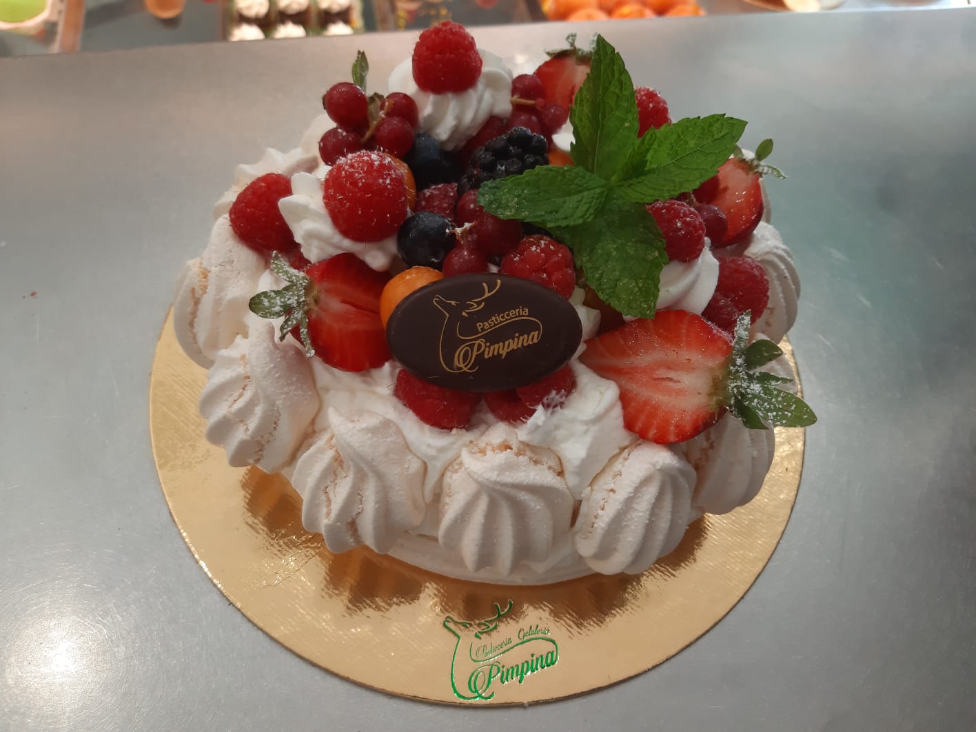 torta con meringhe
