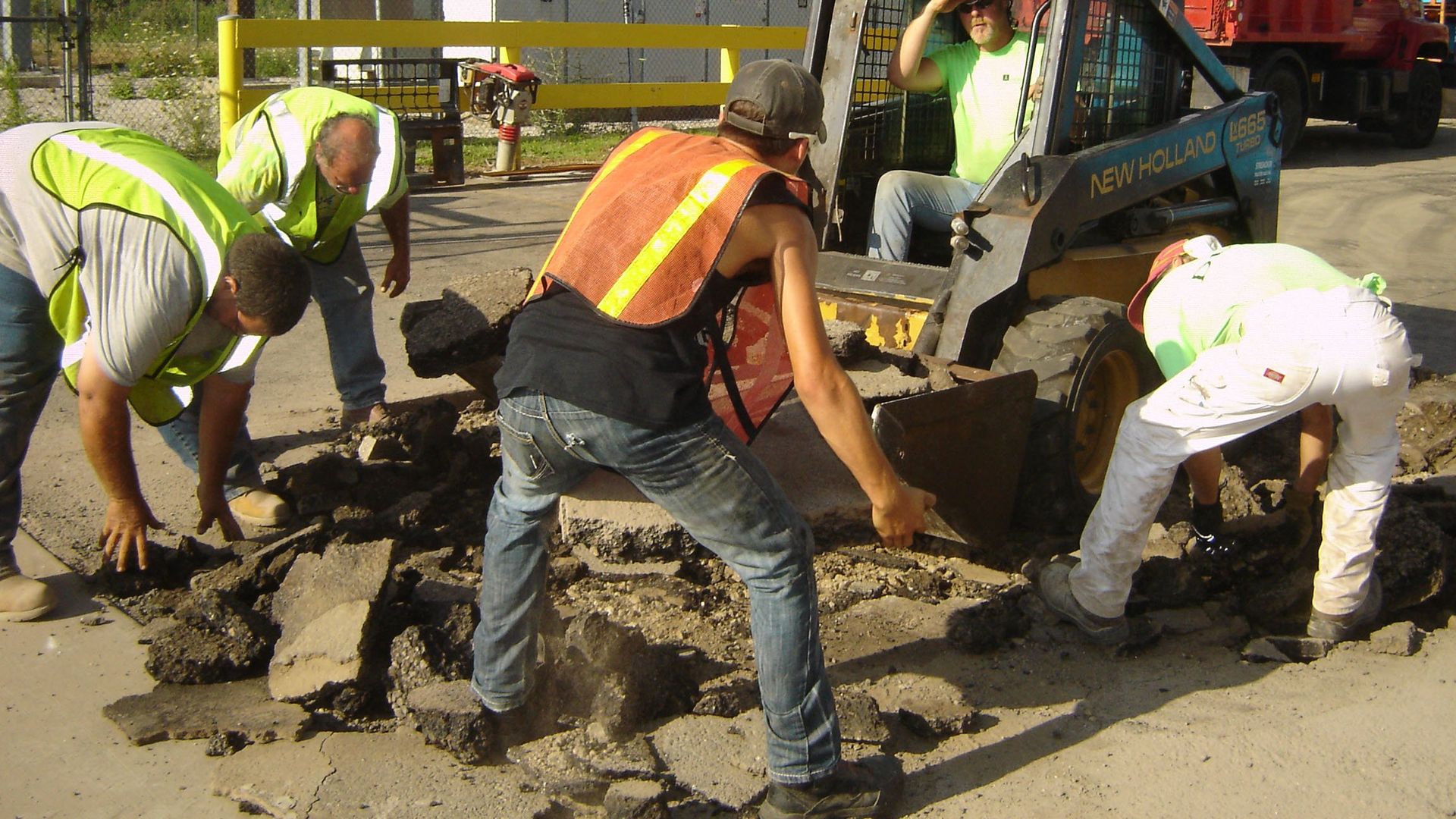 Asphalt Work - Preparing hole