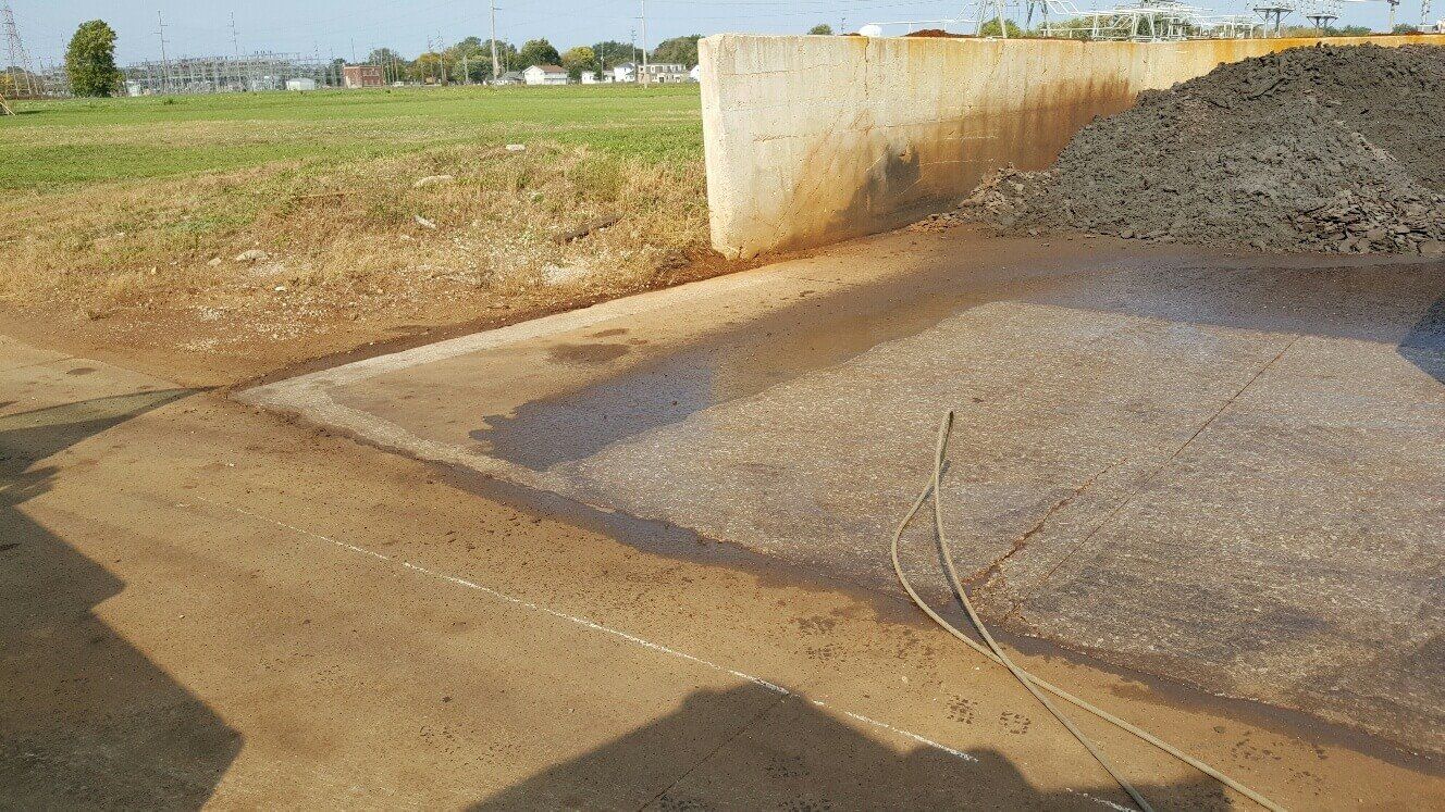 Pressure Washing of an industrial concrete pad