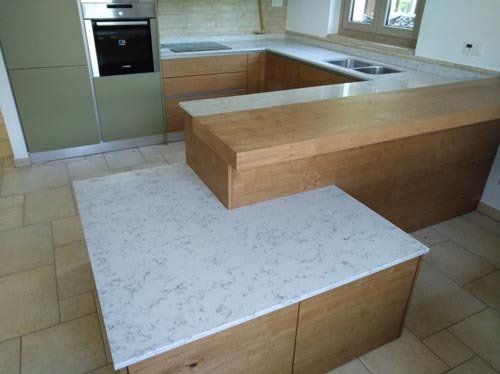 cucina con bancone in legno