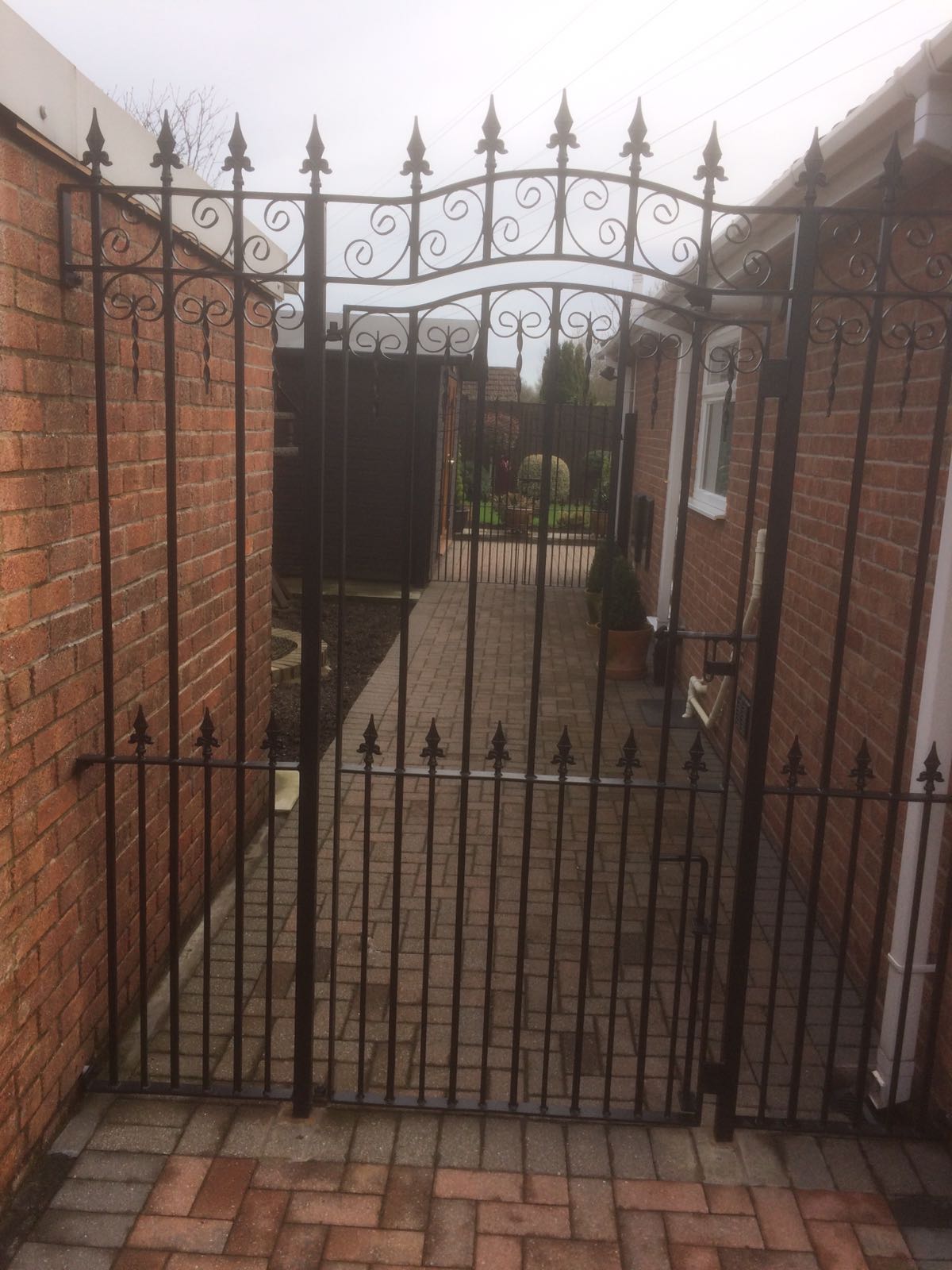 gate pattern
