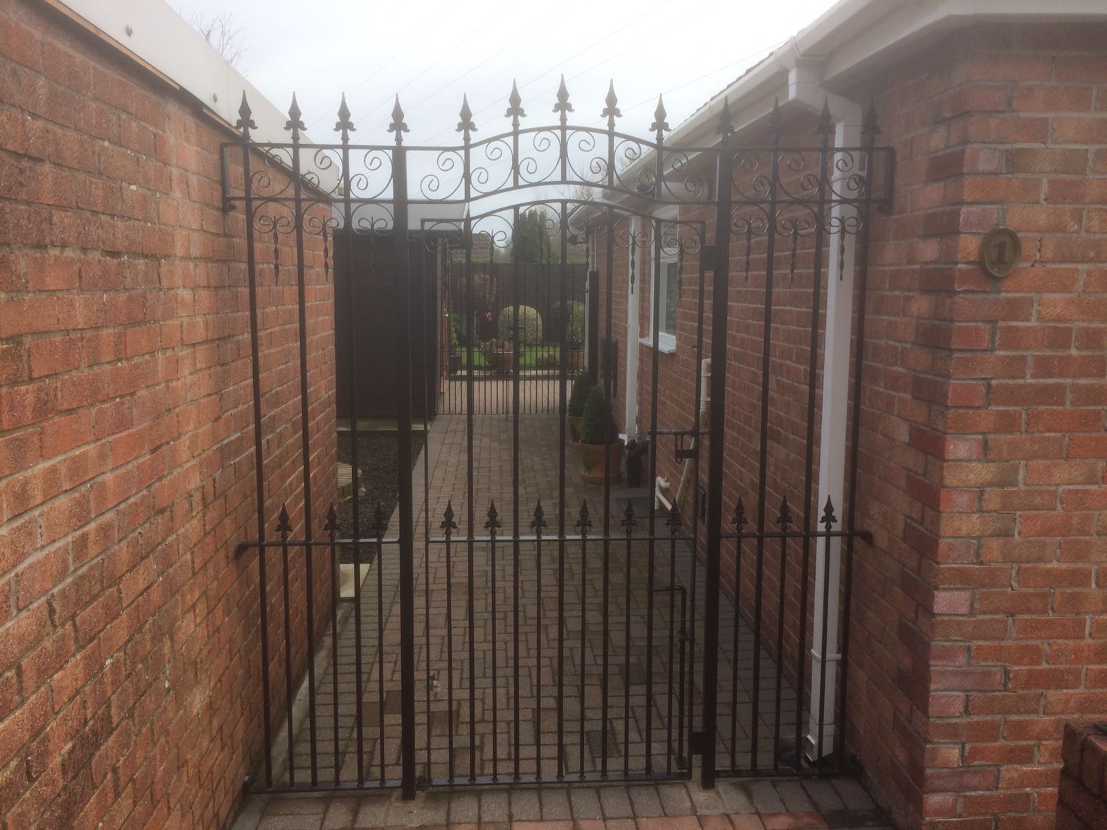 gate pattern