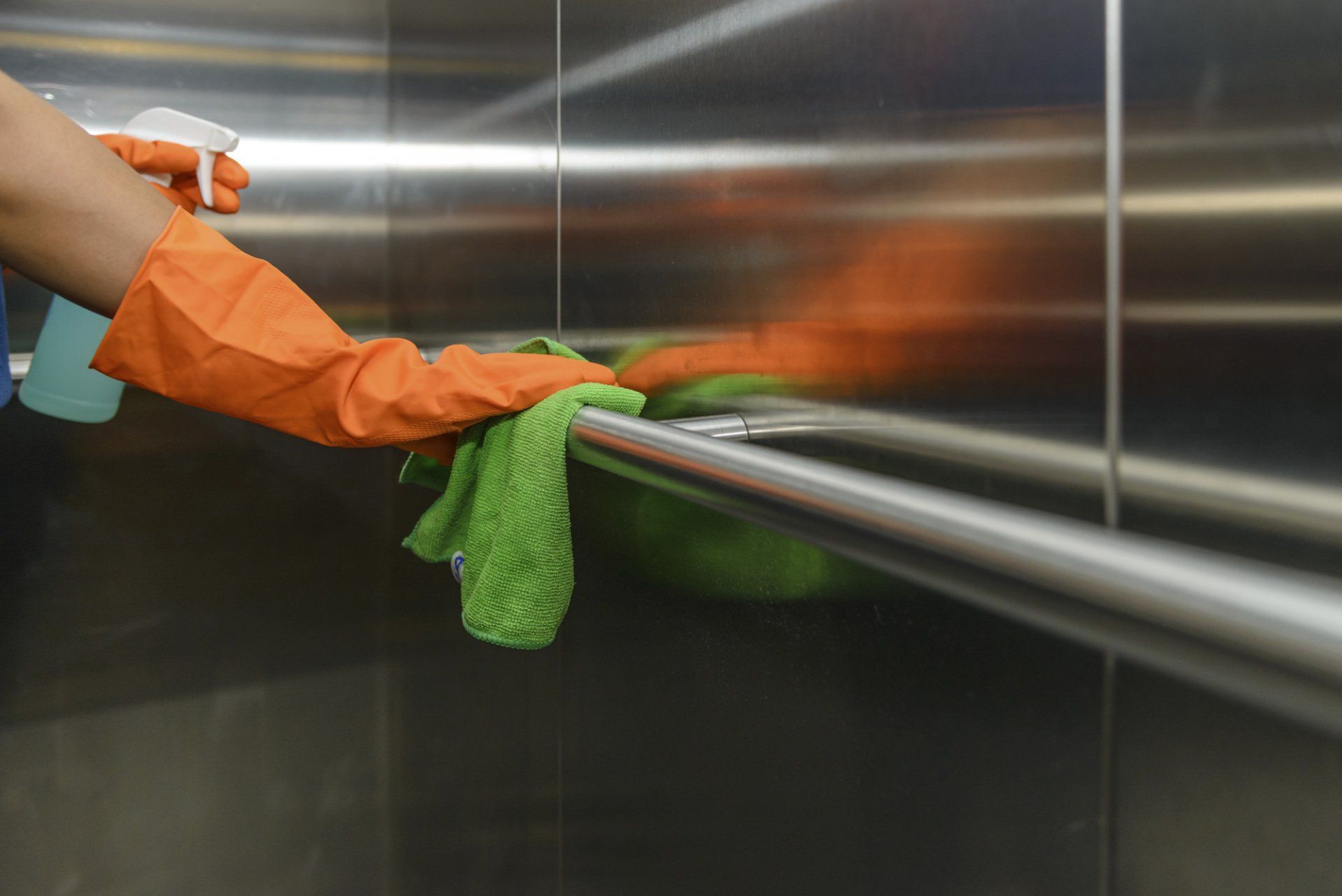 wiping railing
